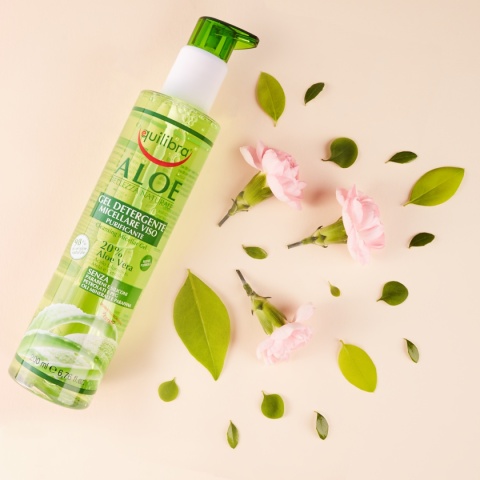 Equilibra Aloe Żel micelarny oczyszczający do demakijażu 20% aloesu 200ml