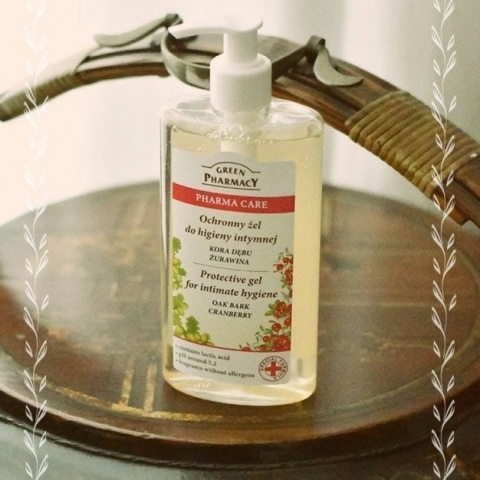Green Pharmacy Pharma Care Żel do higieny intymnej ochronny Kora Dębu-Żurawina 300ml