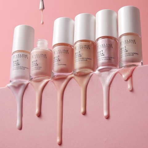 EVELINE Nail Therapy Professional Skoncentrowana odżywka do paznokci nadająca kolor - French 5 ml